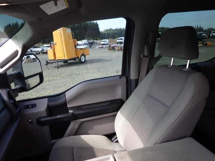 2017-ford-f350-image-29