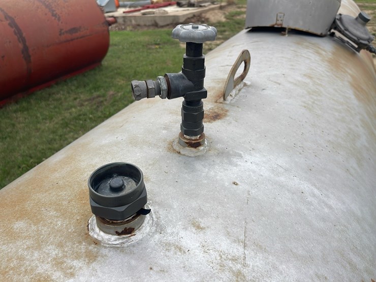 1,000-gal-propane-tank-image-3