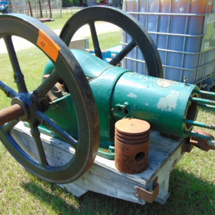 FAIRBANKS MORSE HIT/ MISS ENGINE