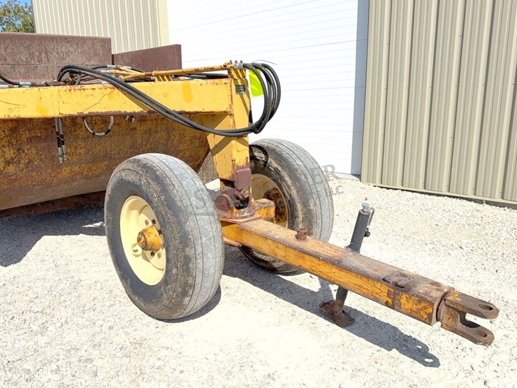 holcomb-pull-type-ejector-scraper-image-9