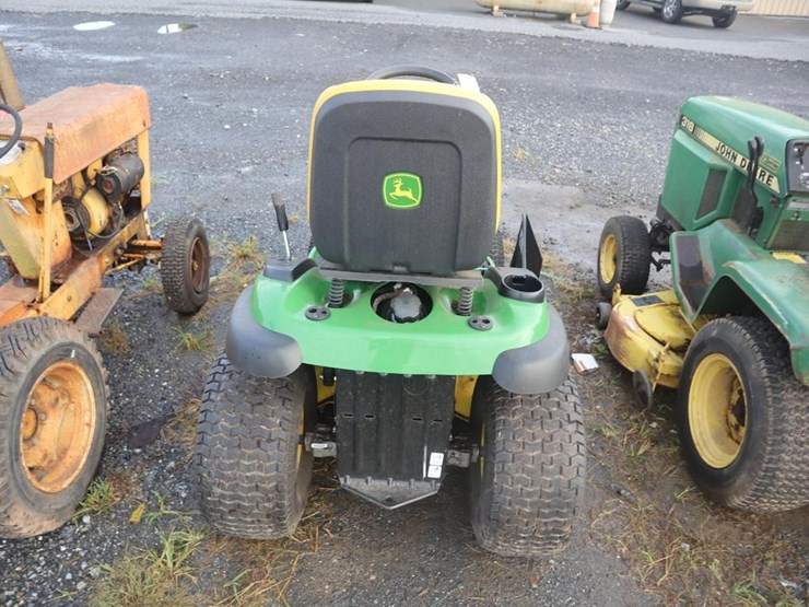 john-deere-d140-image-7