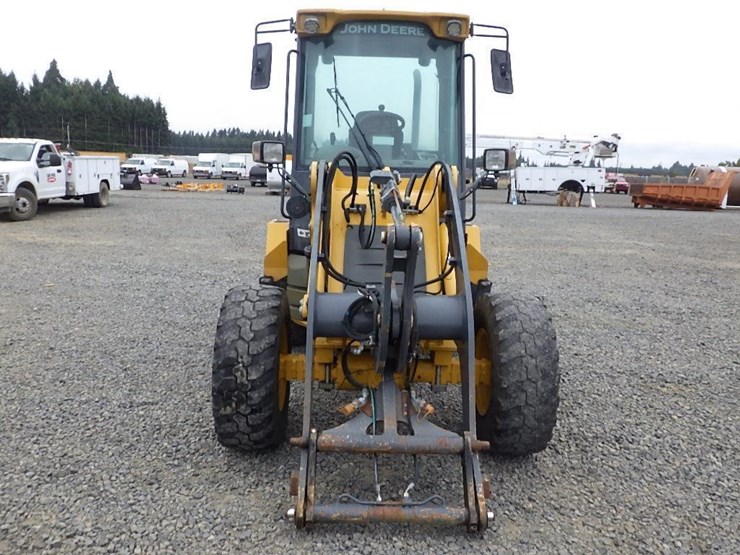 2014-deere-244j-image-8