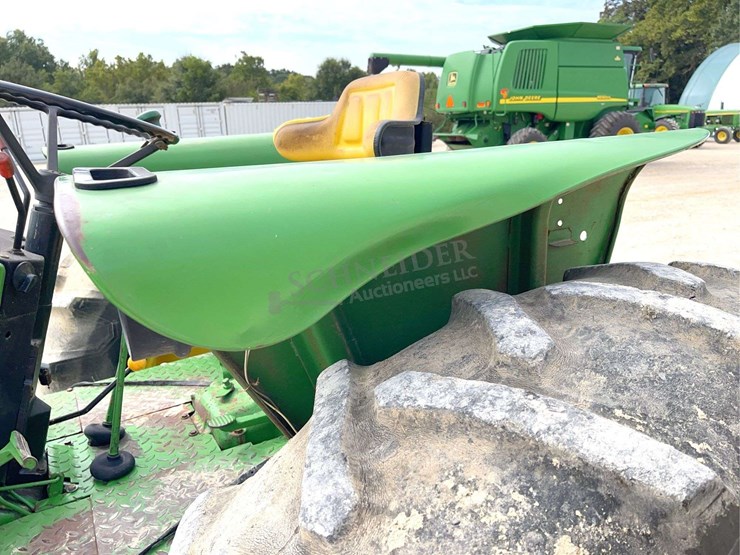 john-deere-2840-image-23