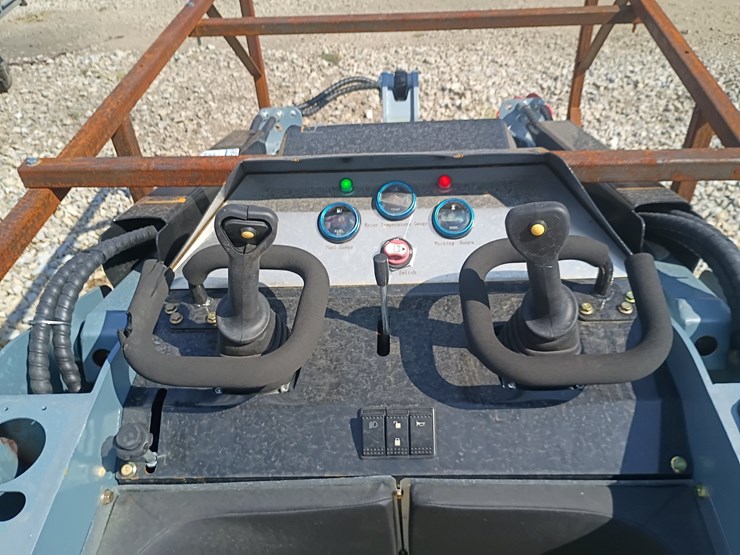 #26907-•-2026-diesel-sdlanch-ssl1200-mini-skid-steer-image-20