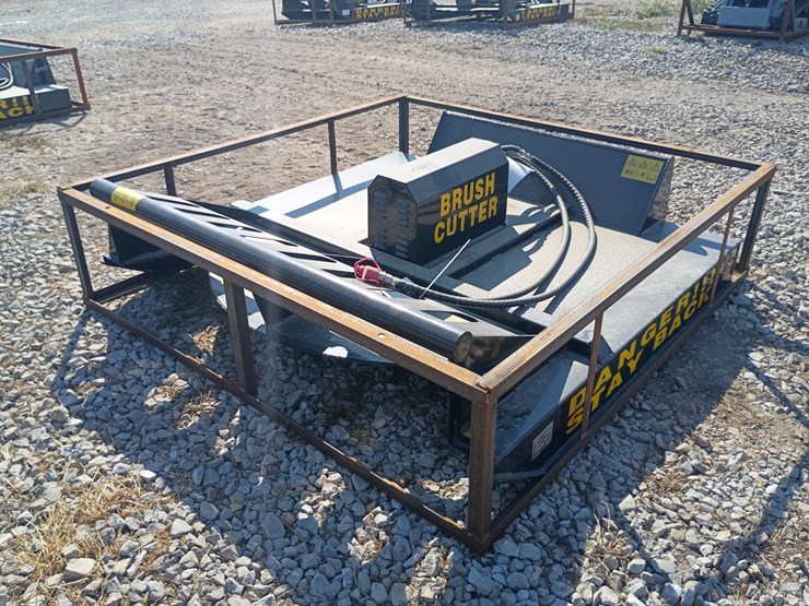 #26914-•-agt-brushcutter-skid-steer-attachment-image-2
