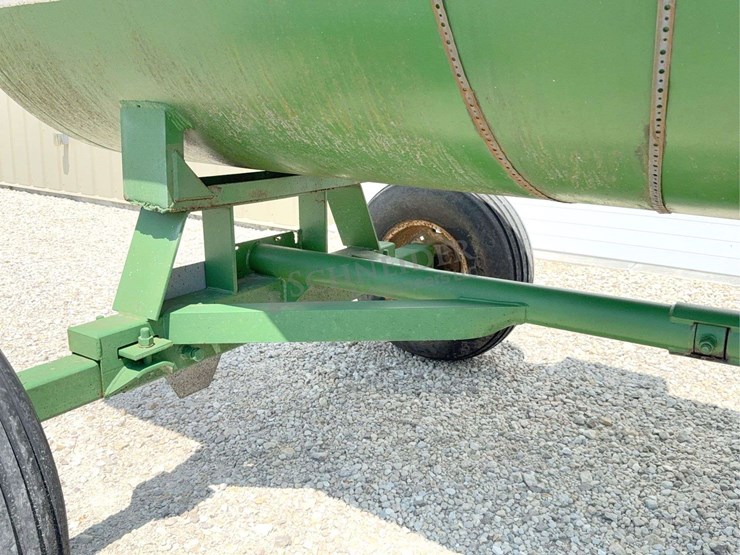 1,000-gallon-anhydrous-wagon-image-16