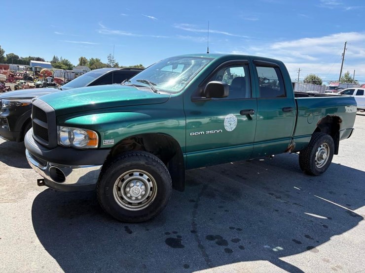 2003-dodge-ram-2500-image-2