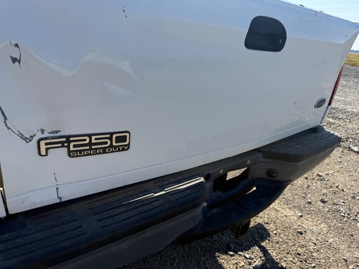 2003-ford-f250-image-9