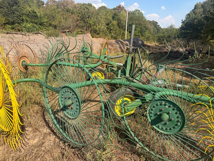 john-deere-702-image-34