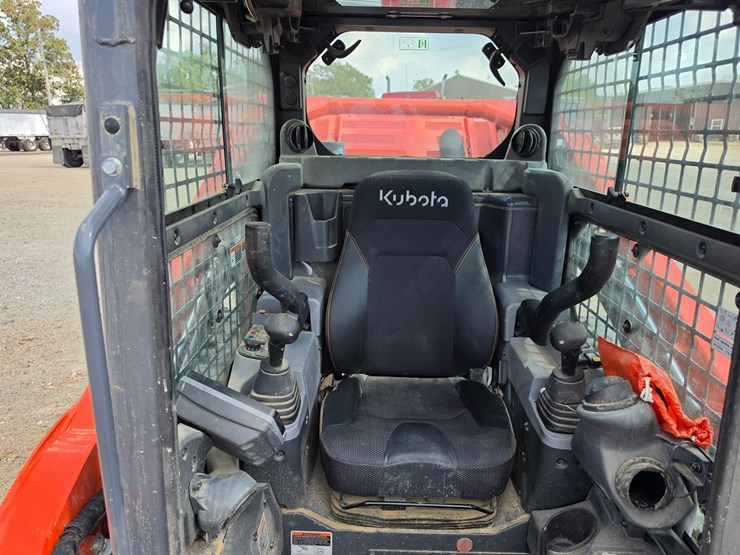 kubota-svl97-3-image-27