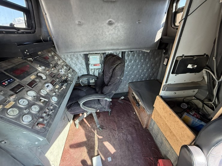 2006-western-star-4900-image-13