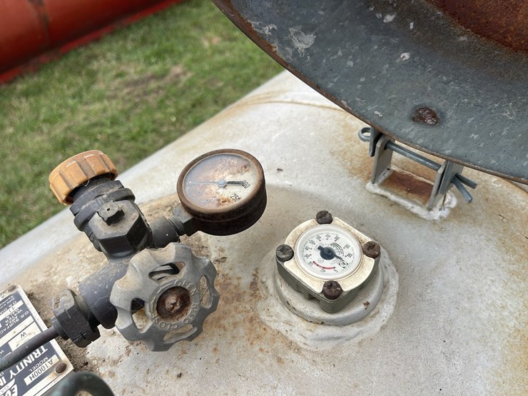 1,000-gal-propane-tank-image-5