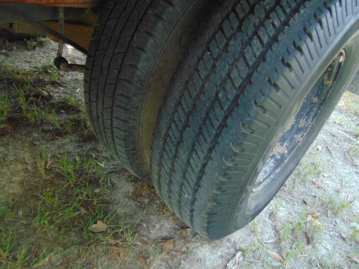 2002-dodge-ram-3500-image-4