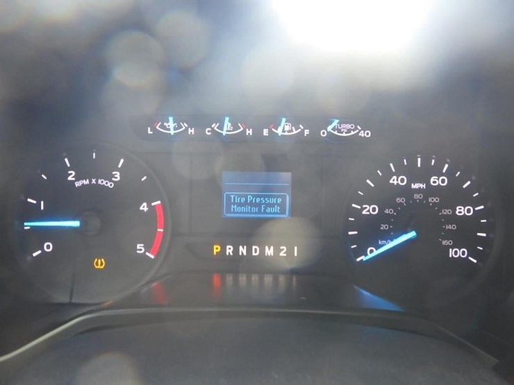 2017-ford-f350-image-40