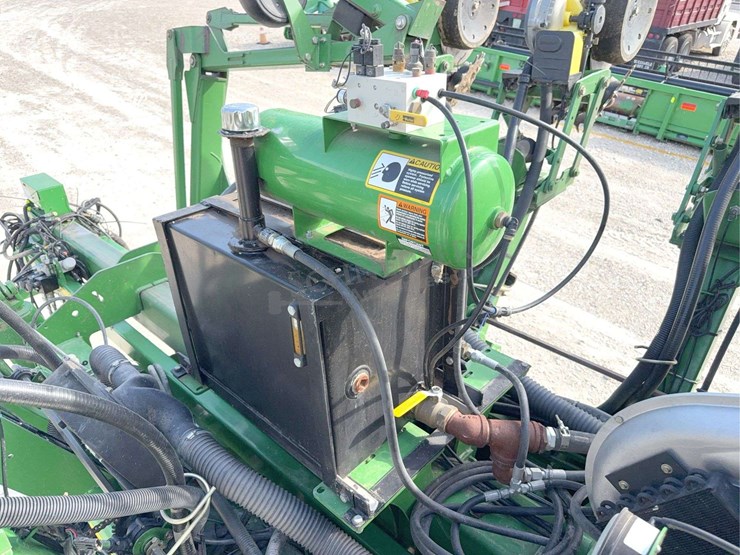 john-deere-1790-image-57