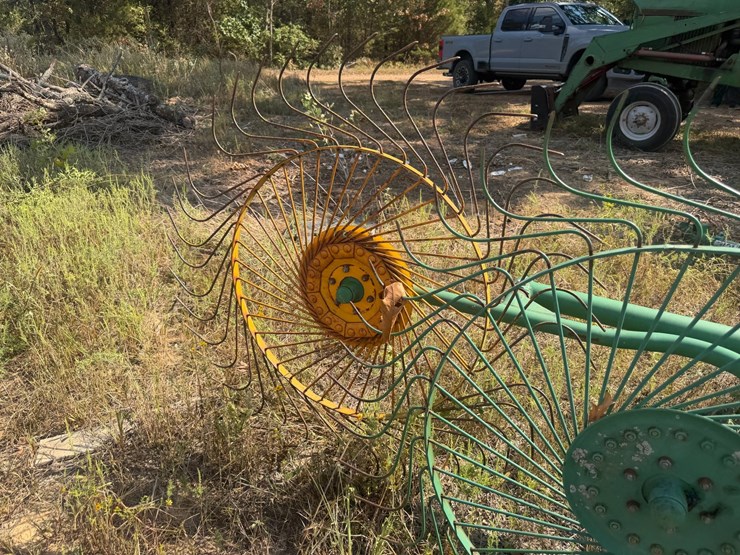 john-deere-702-image-13