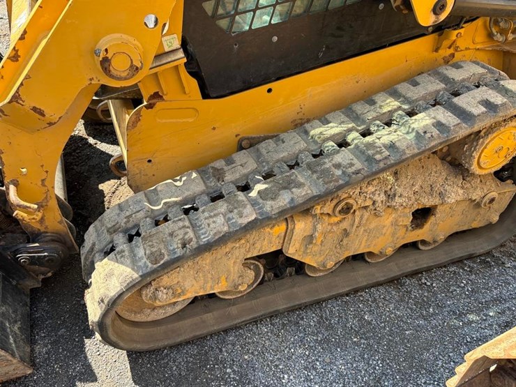 caterpillar-249d-image-9