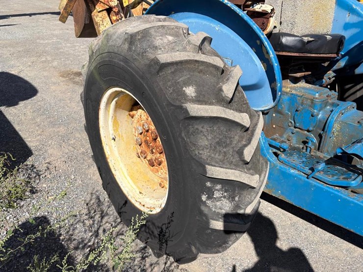 ford-4400-image-9