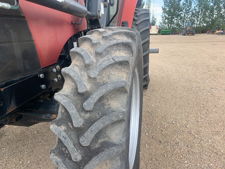 case-mxm-175--tractor-image-14