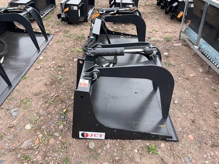 #5151-•-2026-jct-skid-steer-grapple-bucket-attachment-image-3