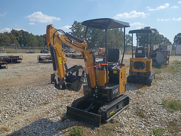 #26902-•-2026-cfg-h12r-mini-excavator-image-8