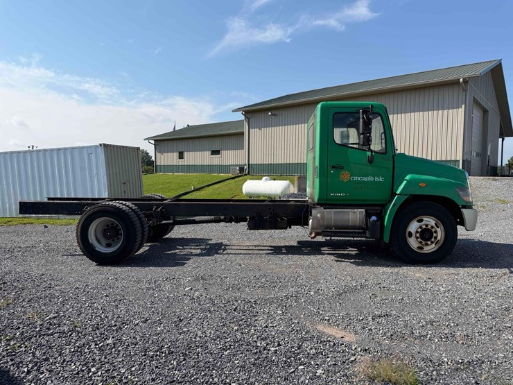 2013-hino-338-image-5