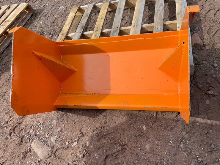 #5082-•-mini-skid-steer-snow-pusher-image-2