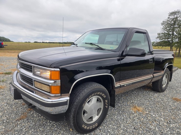 1998-chevrolet-k1500-image-2