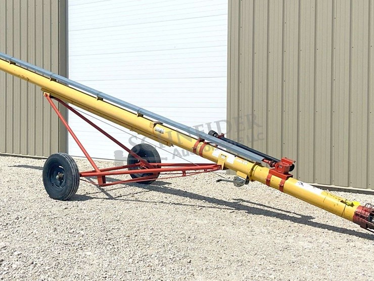 westfield-7"x31'-transport-auger-image-1