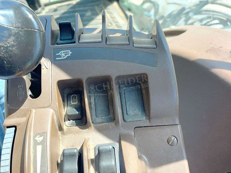 2010-john-deere-4630-image-45