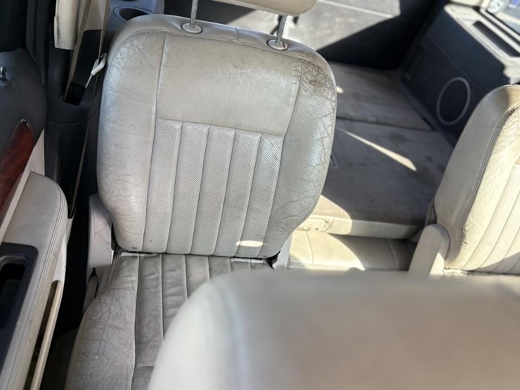 2003-lincoln-navigator-image-24