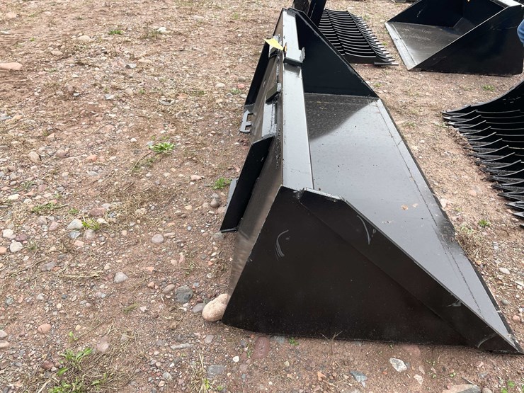 #5110-•-78-in.-bucket-with-single-blade-image-7
