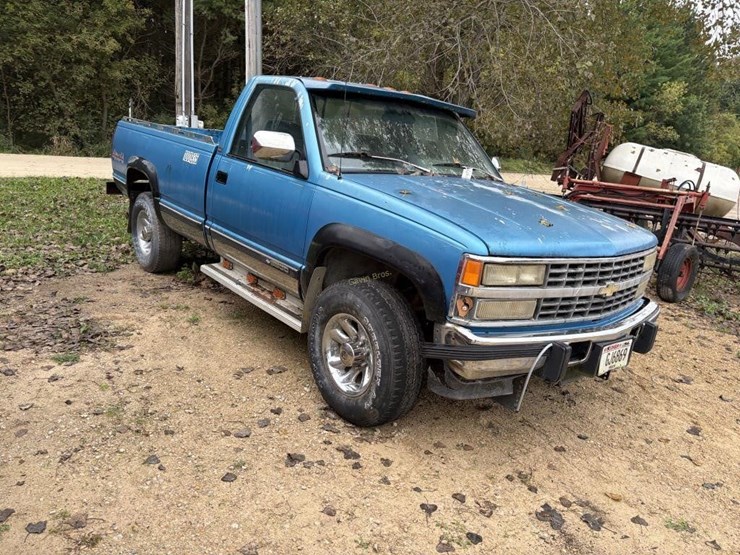 1992-chevrolet-3500-image-3