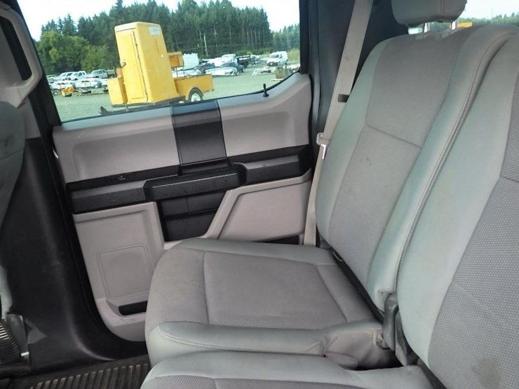2017-ford-f350-image-24