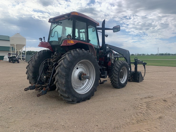 case-mxm-175--tractor-image-5