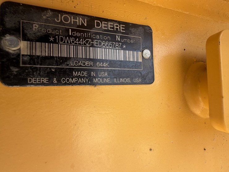 2015-john-deere-9-image-13