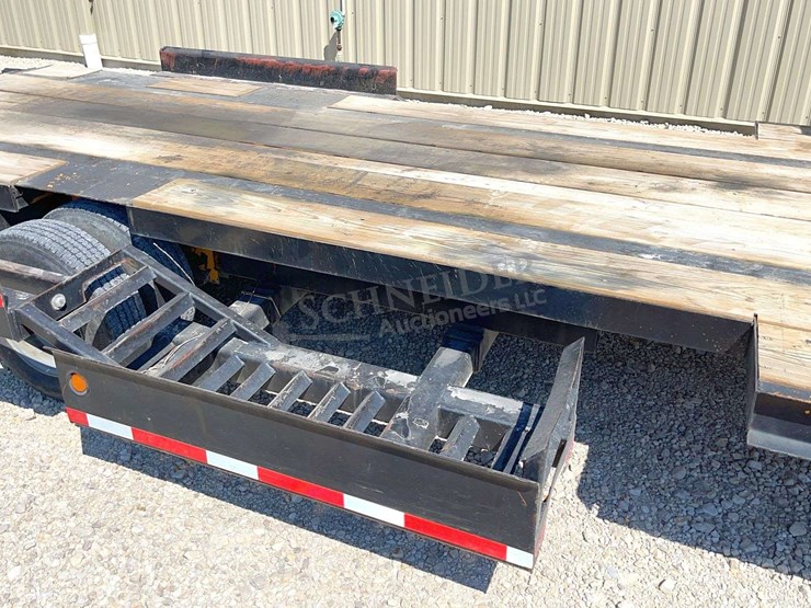 1992-custom-trailer-image-21