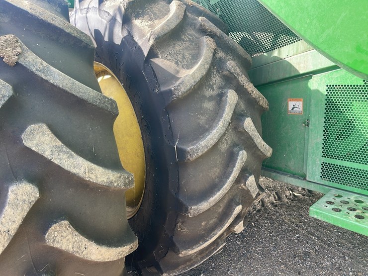 john-deere-s670-image-9