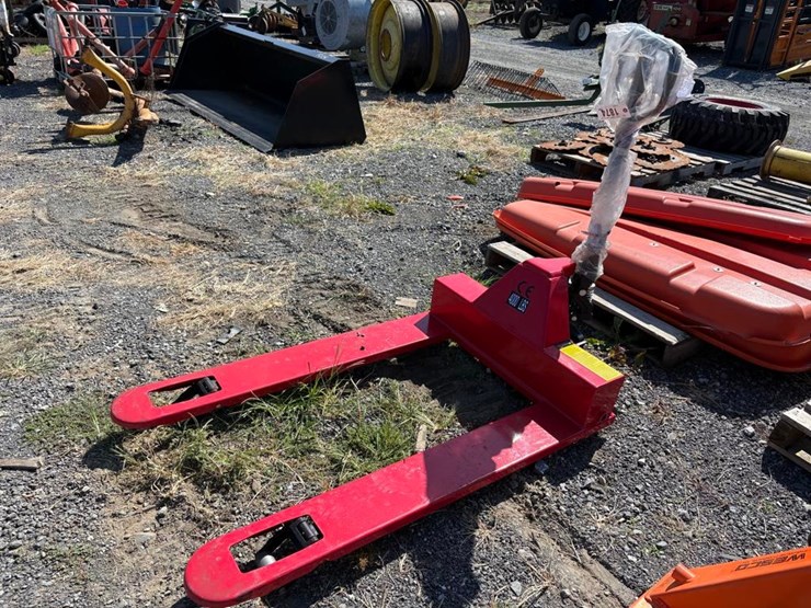 48in-low-profile-pallet-truck-image-2
