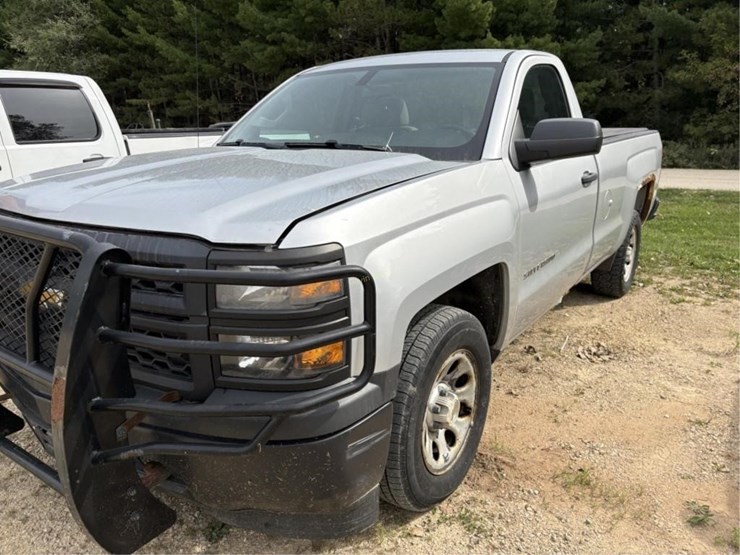 2014-chevrolet-silverado-1500-image-1