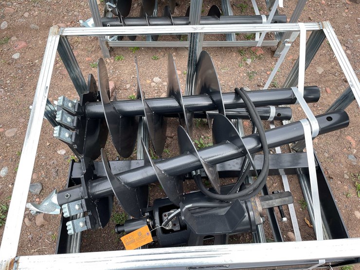 #5140-•-2026-jct-skid-steer-hydraulic-auger-drive-and-(3)-bits-image-1
