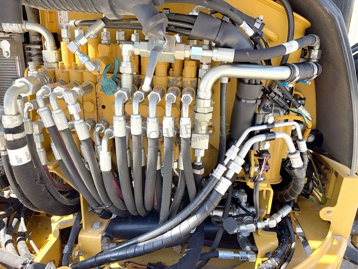 2012-caterpillar-304d-cr-image-40