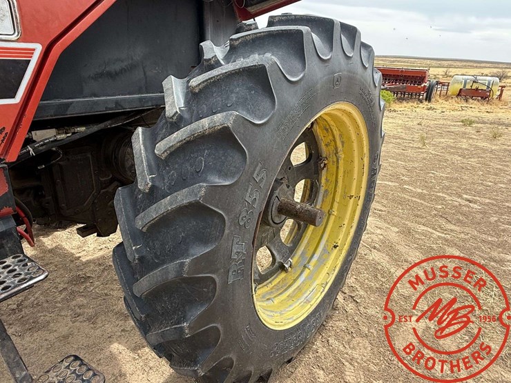1991-john-deere-4755-image-12