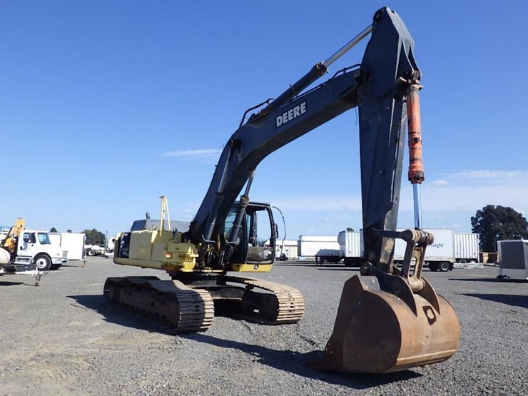 deere-330c-lc-image-7