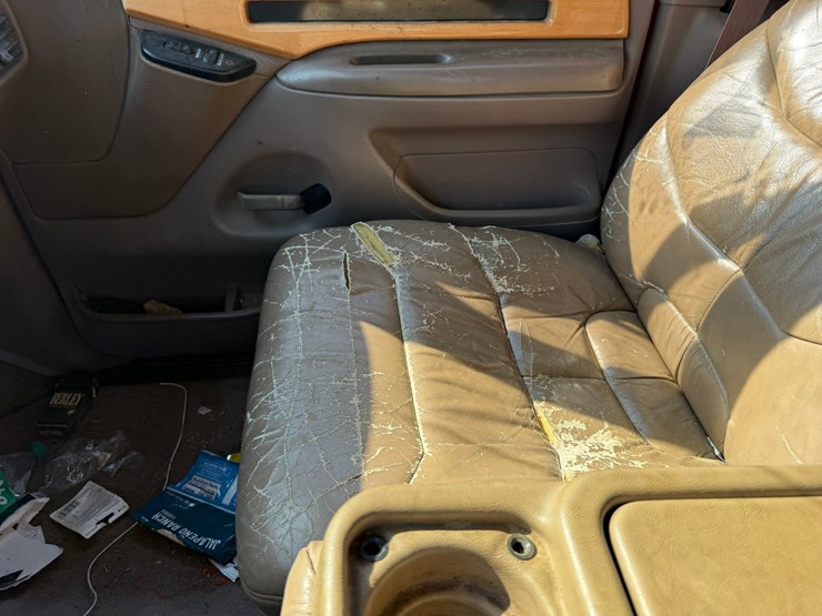 1996-ford-f350-image-61