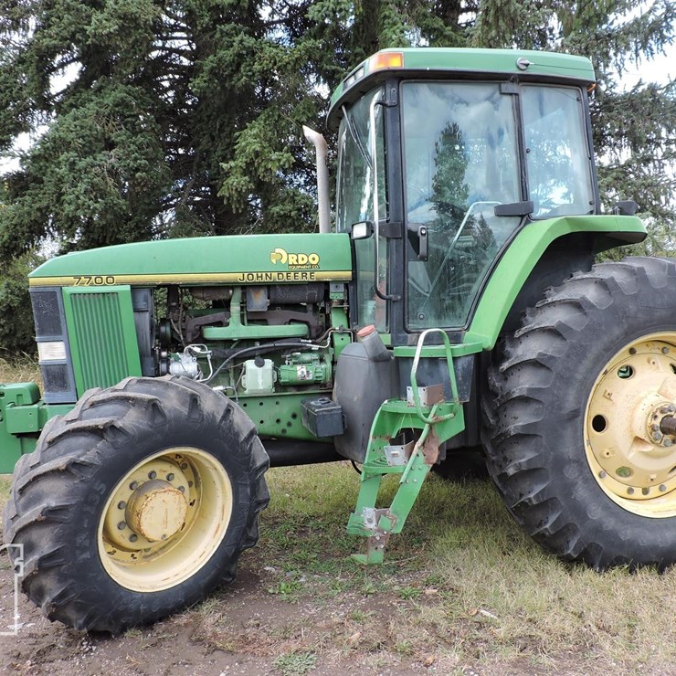 1994 JOHN DEERE 7700