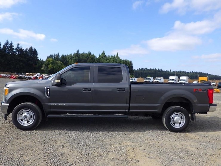 2017-ford-f350-image-2