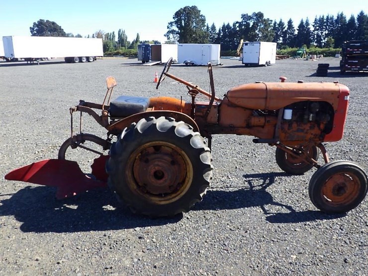allis-chalmers-b-tractor-image-6