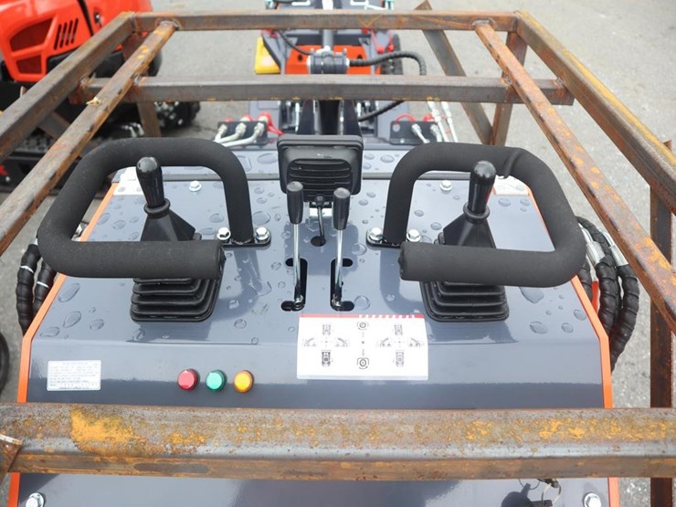 tpm-t460-pro-stand-on-skid-steer-loader-image-11