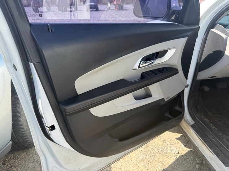 2011-chevrolet-equinox-image-9